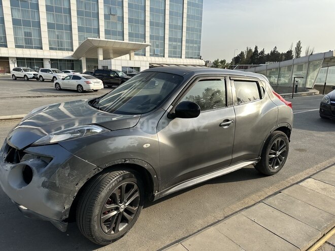 Nissan Juke 2013, 151,000 km - 1.6 л - Bakı