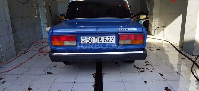 LADA (VAZ) 2107 2005, 180,000 km - 1.6 l - Quba