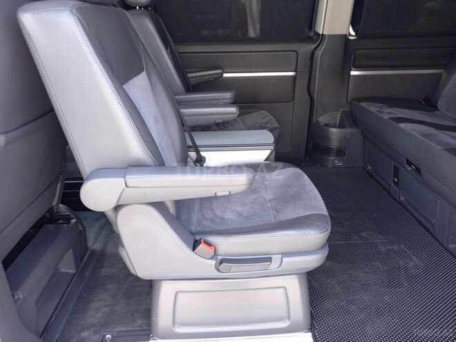 Volkswagen Multivan 2011, 179,000 km - 2.0 l - Bakı
