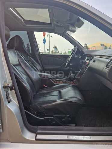 Mercedes E 240 2000, 35,900 km - 2.4 л - Bakı