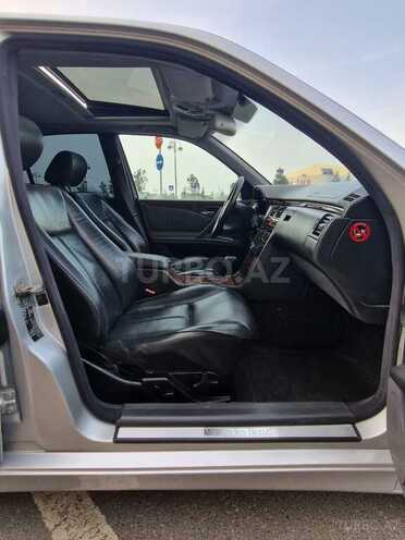 Mercedes E 240 2000, 35,900 km - 2.4 л - Bakı