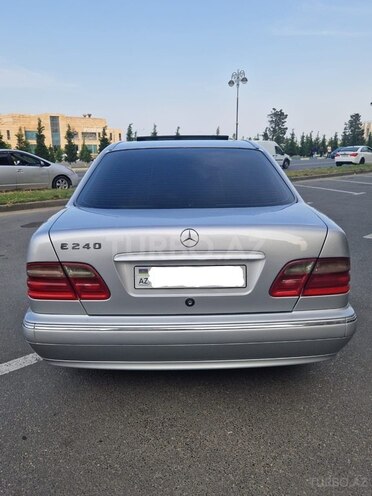 Mercedes E 240 2000, 35,900 km - 2.4 л - Bakı