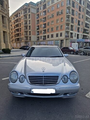 Mercedes E 240 2000, 35,900 km - 2.4 л - Bakı