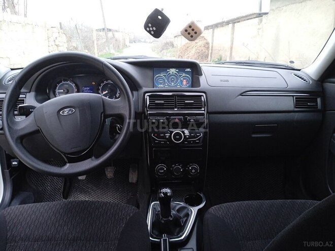 LADA (VAZ) Priora 2014, 250,000 km - 1.6 l - Şabran