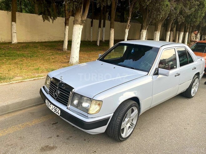 Mercedes E 200 1991, 200,000 km - 2.0 l - Bakı