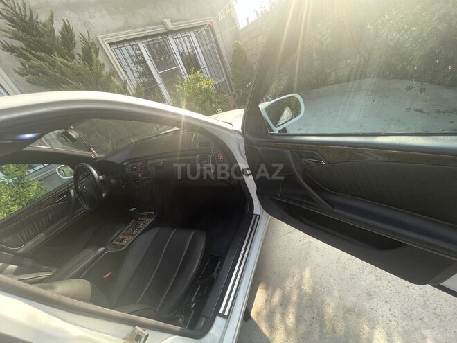 Mercedes E 220 2000, 362,241 km - 2.2 л - Bakı