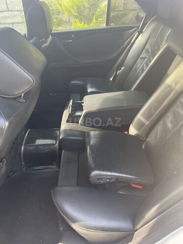 Mercedes E 220 2000, 362,241 km - 2.2 л - Bakı