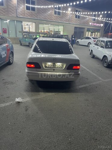 Mercedes E 220 2000, 362,241 km - 2.2 л - Bakı
