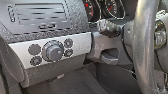 Opel Astra 2010, 200,000 km - 1.3 l - Bakı