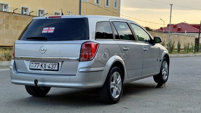 Opel Astra 2010, 200,000 km - 1.3 l - Bakı