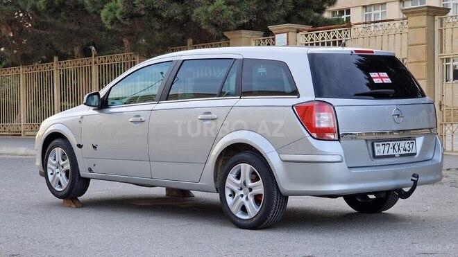 Opel Astra 2010, 200,000 km - 1.3 l - Bakı