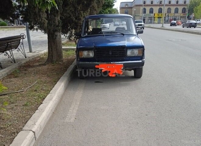LADA (VAZ) 2105 1982, 22,255 km - 1.6 l - Gəncə