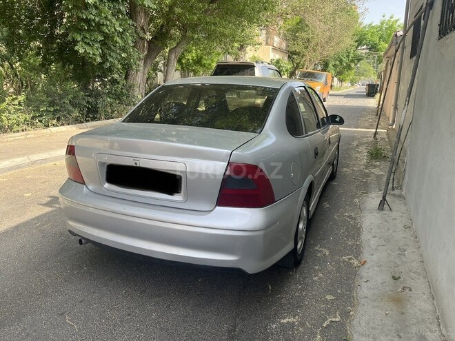 Opel Vectra 2000, 238,000 km - 1.6 л - Bakı