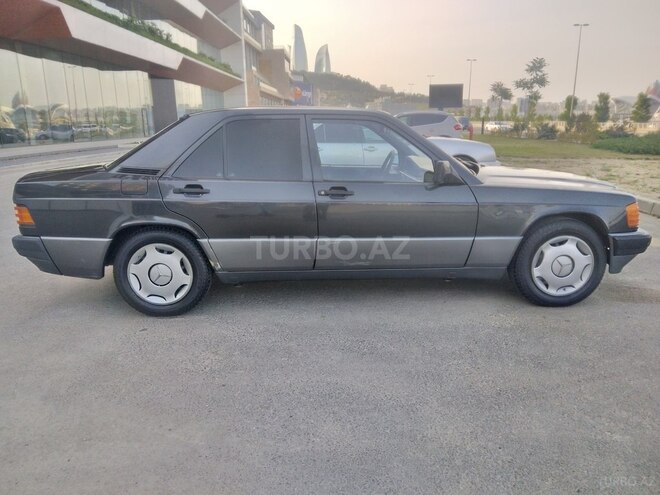 Mercedes 190 1992, 258,500 km - 1.8 l - Bakı