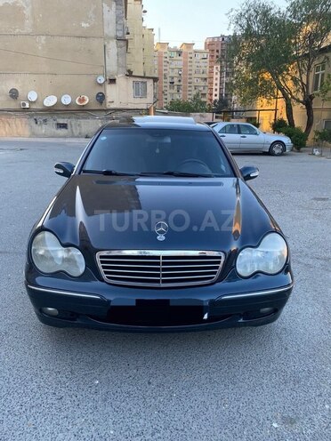 Mercedes C 220 2002, 350,000 km - 2.2 l - Bakı