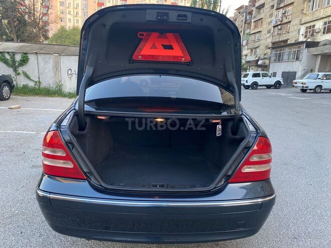 Mercedes C 220 2002, 350,000 km - 2.2 l - Bakı