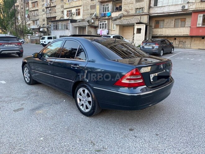 Mercedes C 220 2002, 350,000 km - 2.2 l - Bakı