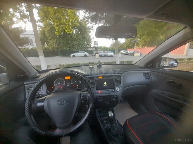 Kia Rio 2009, 177,000 km - 1.4 l - Gəncə