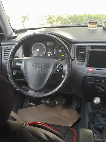 Kia Rio 2009, 177,000 km - 1.4 l - Gəncə