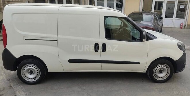 Fiat Doblo 2021, 49,500 km - 1.4 l - Bakı