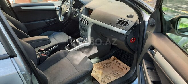 Opel Astra 2009, 181,000 km - 1.4 l - Bakı