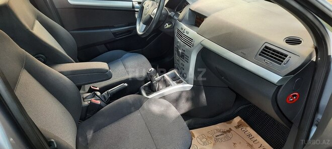 Opel Astra 2009, 181,000 km - 1.4 l - Bakı