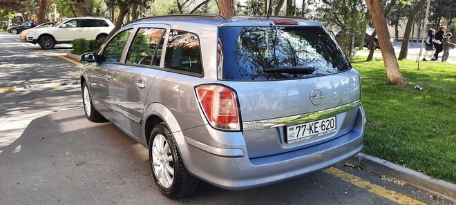 Opel Astra 2009, 181,000 km - 1.4 l - Bakı