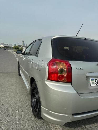 Toyota Corolla 2005, 241,505 km - 1.4 l - Bakı