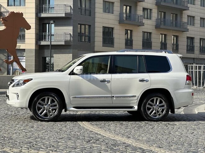 Lexus LX 570 2013, 80,000 km - 5.7 л - Bakı