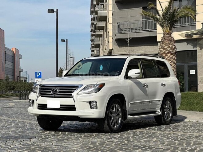 Lexus LX 570 2013, 80,000 km - 5.7 л - Bakı