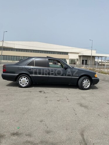 Mercedes C 220 1996, 280,000 km - 2.2 l - Bakı