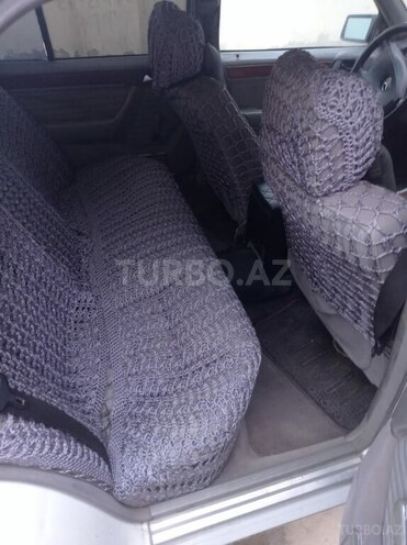 Mercedes E 230 1990, 290,000 km - 2.3 л - Bakı