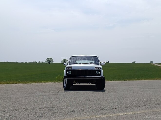 LADA (VAZ) Niva 2013, 200,000 km - 1.7 l - İsmayıllı