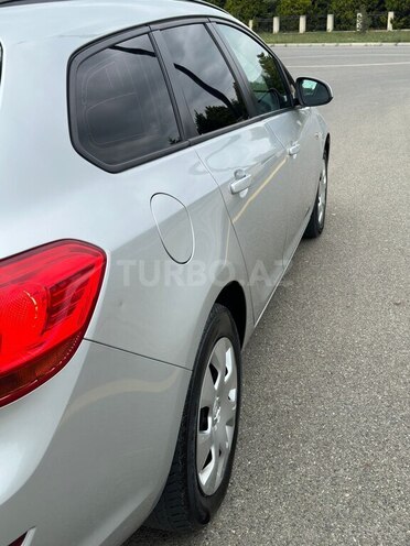 Opel Astra 2012, 184,000 km - 1.3 л - Bakı