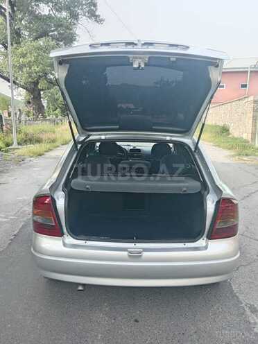 Opel Astra 1999, 255,000 km - 1.6 l - Şəki