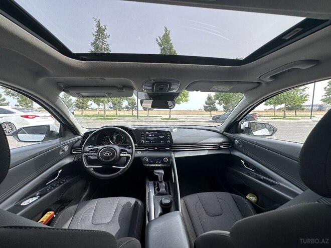 Hyundai Elantra 2021, 61,000 km - 2.0 l - Bakı