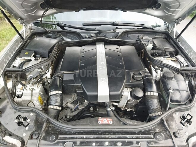 Mercedes E 260 2003, 275,000 km - 2.6 l - Sabirabad