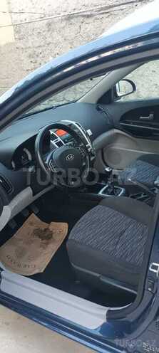 Kia Ceed 2007, 200,000 km - 1.6 l - Ucar