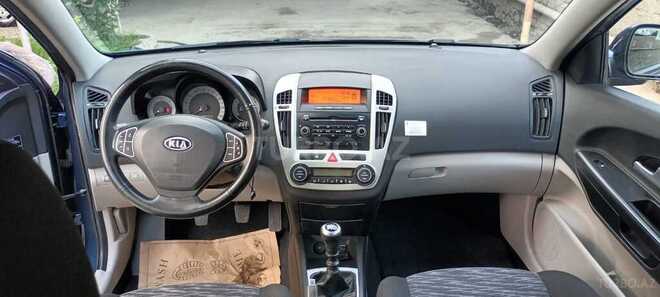 Kia Ceed 2007, 200,000 km - 1.6 l - Ucar