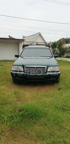 Mercedes C 180 1998, 299,300 km - 1.8 l - Astara