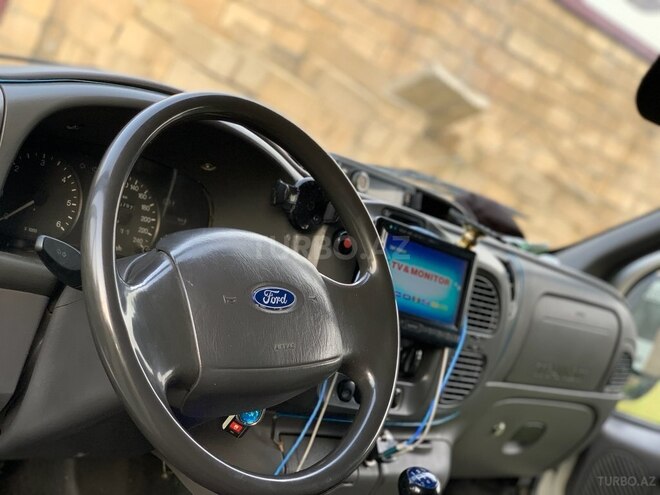 Ford Transit 2001, 270,000 km - 2.4 л - Zaqatala