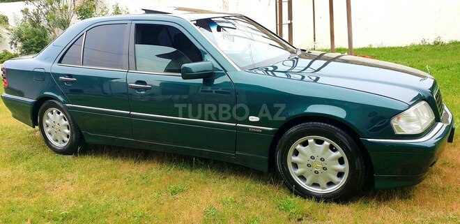 Mercedes C 180 1998, 299,300 km - 1.8 l - Astara