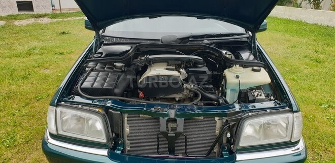 Mercedes C 180 1998, 299,300 km - 1.8 l - Astara