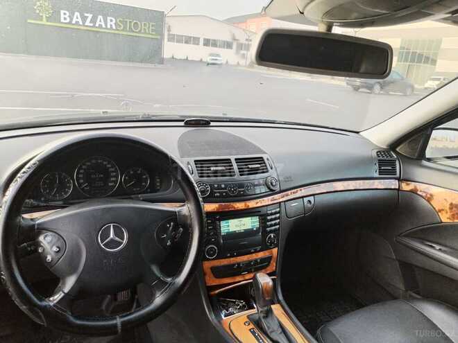 Mercedes E 220 2006, 323,500 km - 2.2 l - Bakı