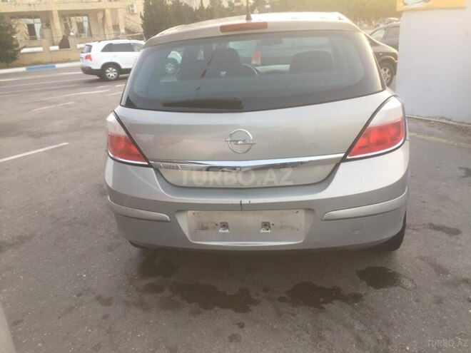 Opel Astra 2007, 189,000 km - 1.4 l - Bakı