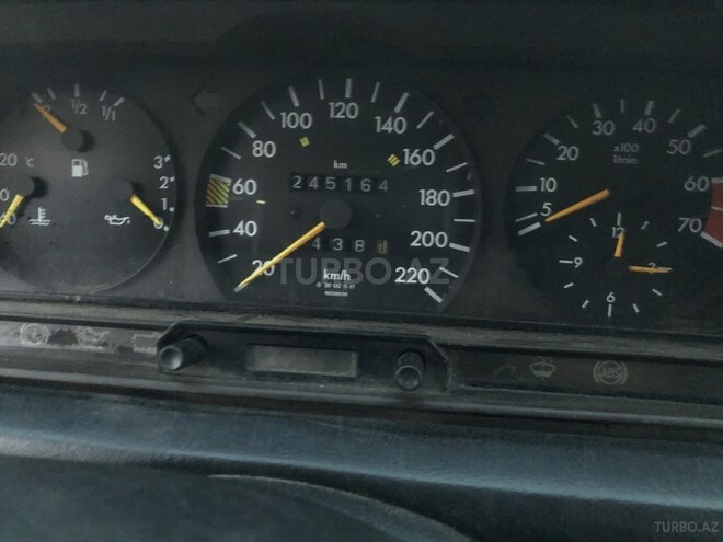 Mercedes 190 1992, 245,164 km - 2.0 л - Bakı