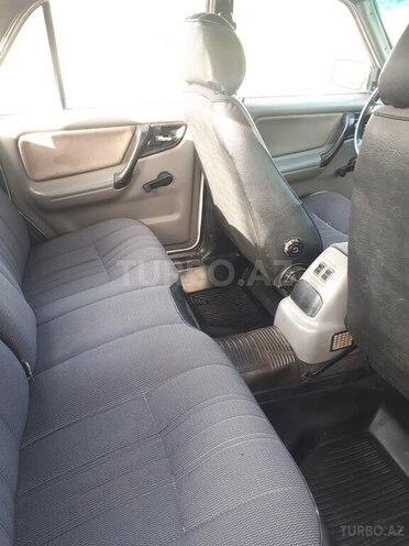 GAZ 3110 2002, 288,001 km - 2.3 l - Quba