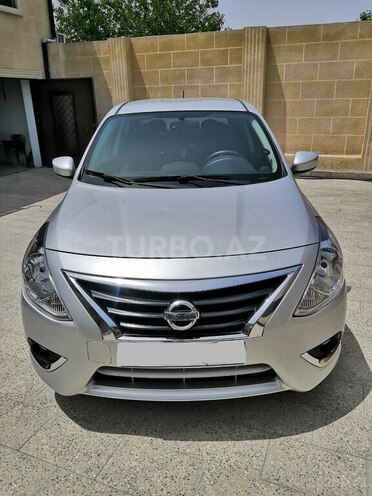Nissan Sunny 2015, 105,000 km - 1.6 l - Bakı