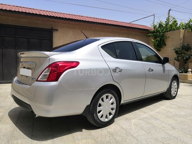 Nissan Sunny 2015, 105,000 km - 1.6 l - Bakı