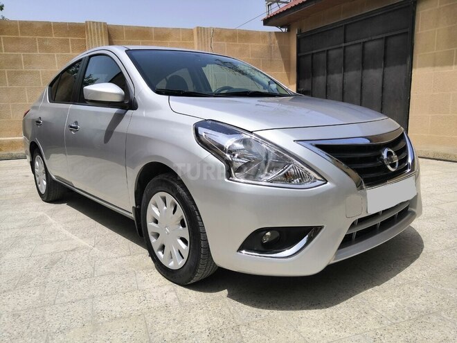 Nissan Sunny 2015, 105,000 km - 1.6 l - Bakı